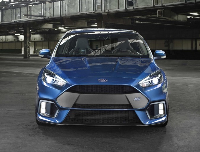 2016 Ford Focus RS (2)