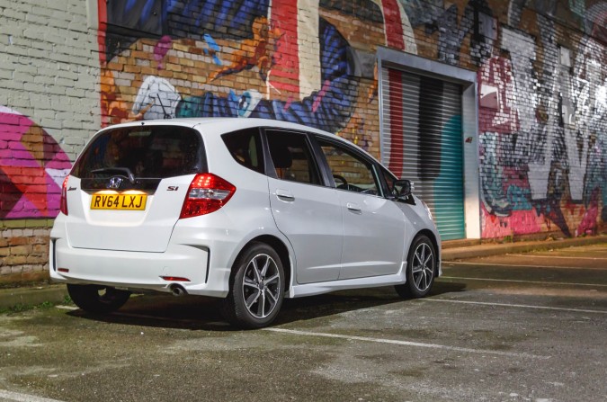 Honda Jazz Si White at Night