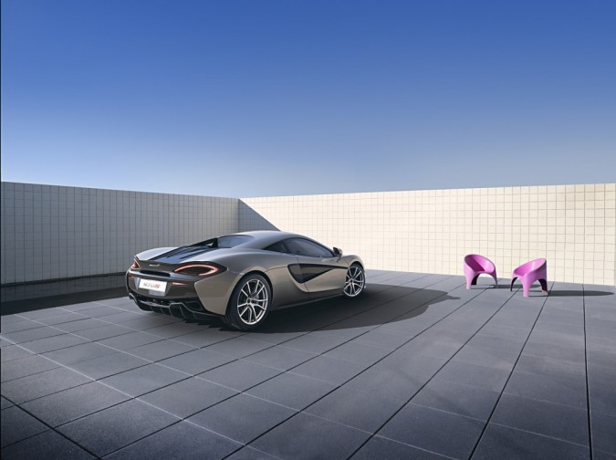 McLaren 570S Coupe (4)