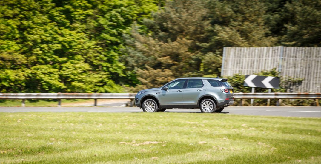 Land Rover Discovery Sport 16