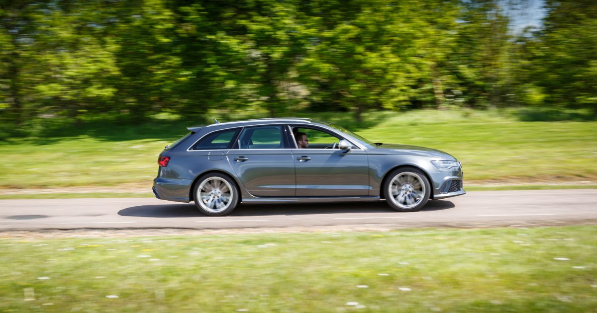Audi RS6 Avant Test Drive 🏎️