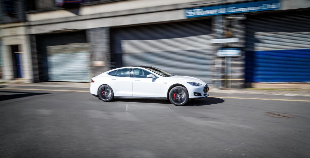 Tesla Model S P85D 35