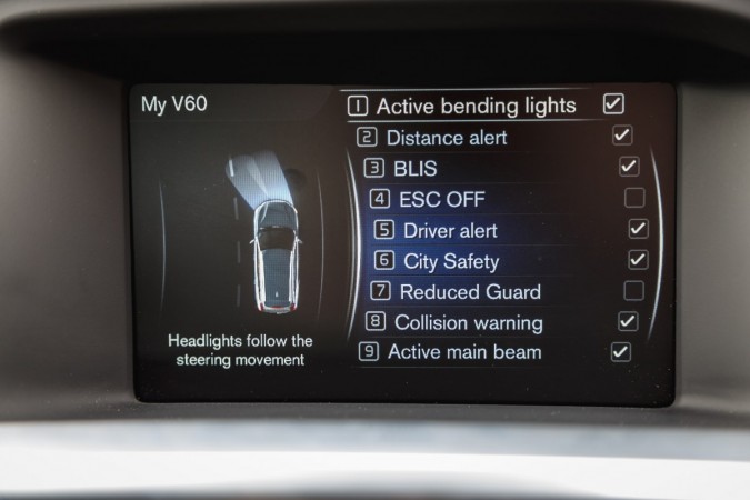 Volvo V60 D6 Hybrid (64)