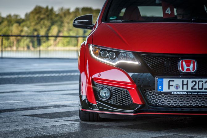 2015 Honda Civic Type R 1