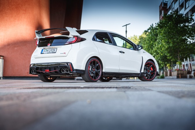 2015 Honda Civic Type R Road 17