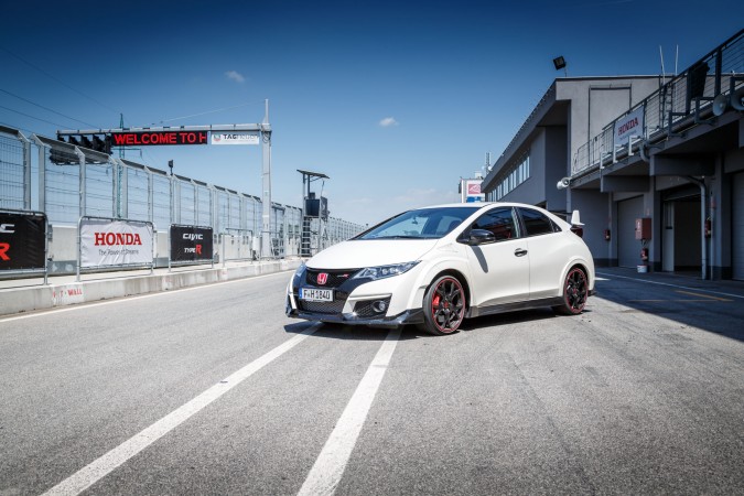 2015 Honda Civic Type R Track 5