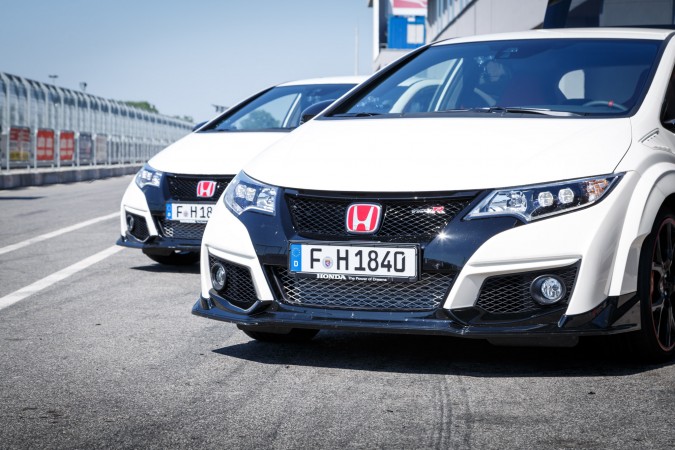 2015 Honda Civic Type R Track 62