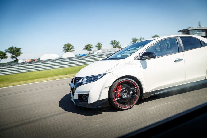 2015 Honda Civic Type R Track 71