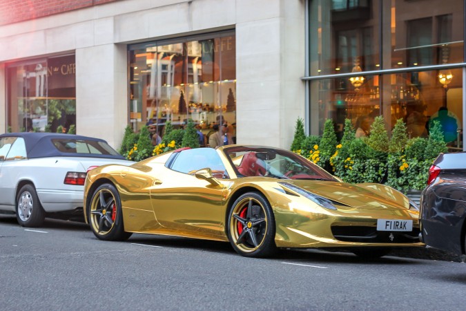 Knightsbridge Car Spotting London 8 Gold Ferrari 458