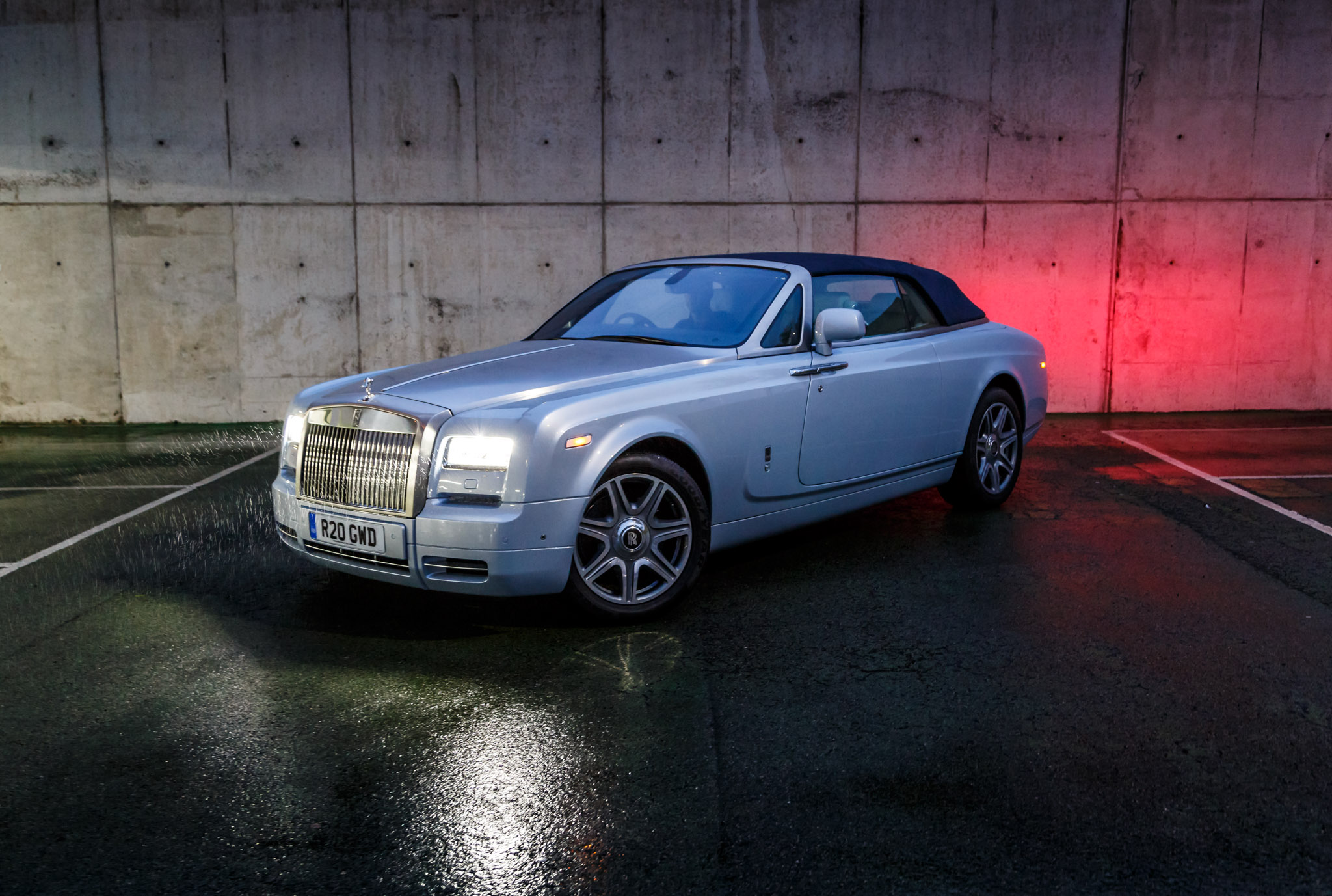 Роллс ройс купе. Rolls-Royce Phantom Drophead 2015. RR Phantom 2015. Роллс Ройс Фантом Дропхед купе. Rolls Royce Coupe 2015.