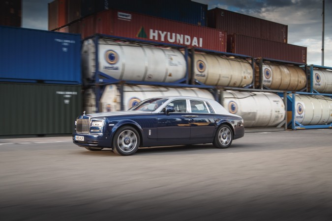 Rolls-Royce Phantom 2015 44