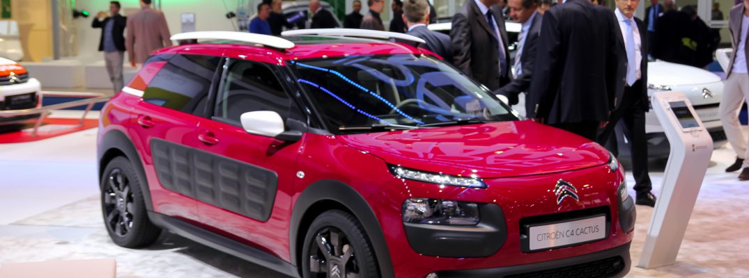 Frankfurt IAA 2015 Citroen Cactus Jelly Red 1