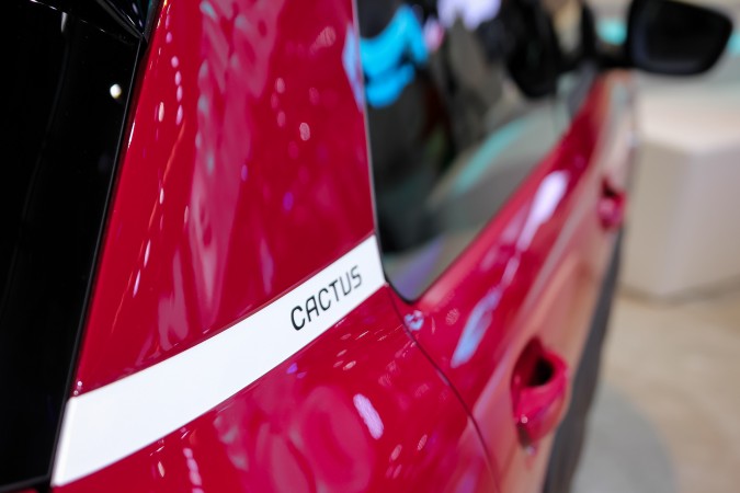 Frankfurt IAA 2015 - Citroen Cactus Jelly Red 4