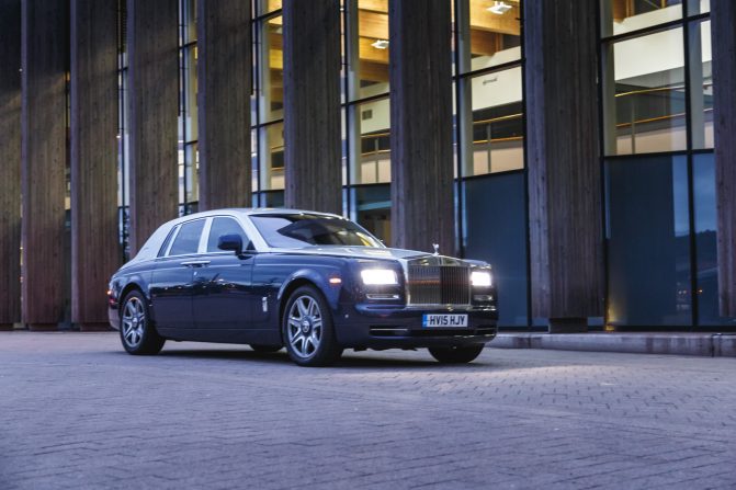 Rolls Royce Phantom 2015 2 46