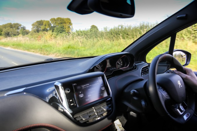 Peugeot 208 GTI 26