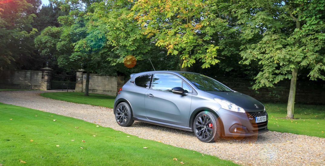 Peugeot 208 GTI 39