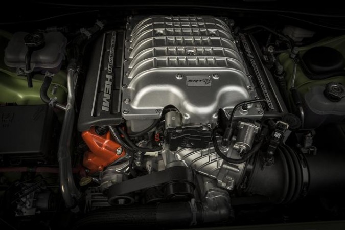 Challenger Hellcat Engine