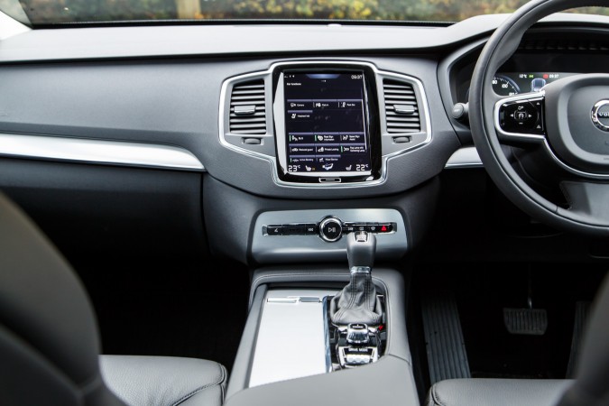 Volvo XC90 D5 AWD Momentum 2015 111
