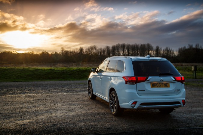 2015 Mitsubishi Outlander PHEV 22