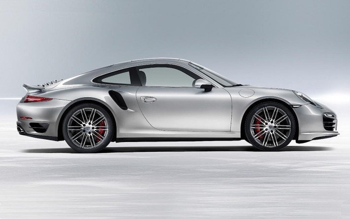 2016 Porsche 911 Turbo Vs S What Is The Better Car 2016 Porsche 911 Turbo S Cabriolet