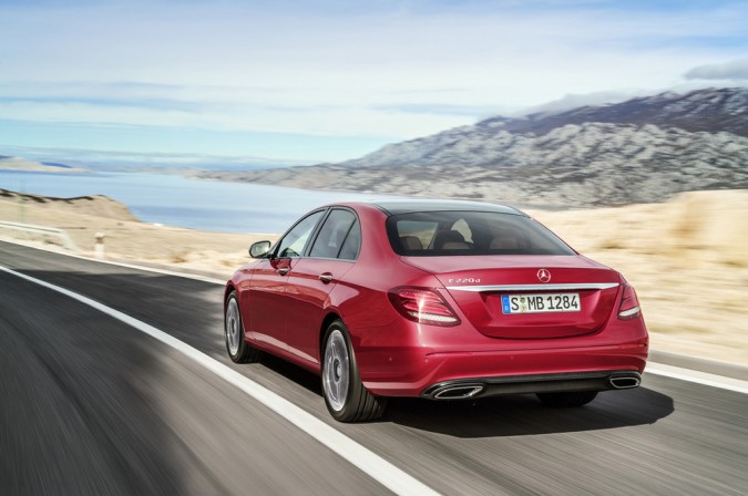 2017-Mercedes-E-Class-21