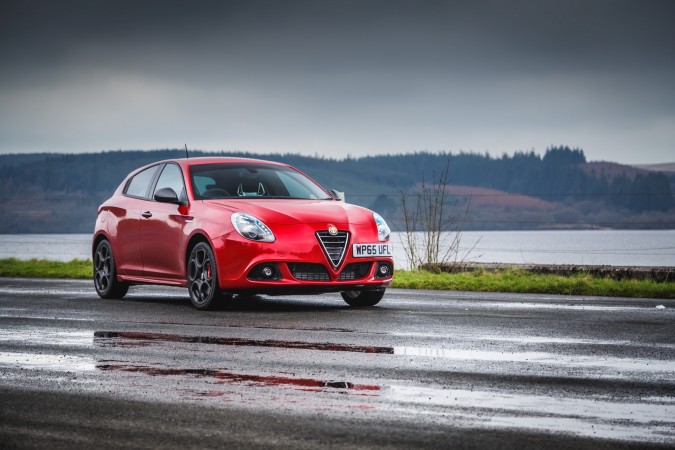 Alfa Romeo Giulietta Sprint Speciale Black Mountain Pass