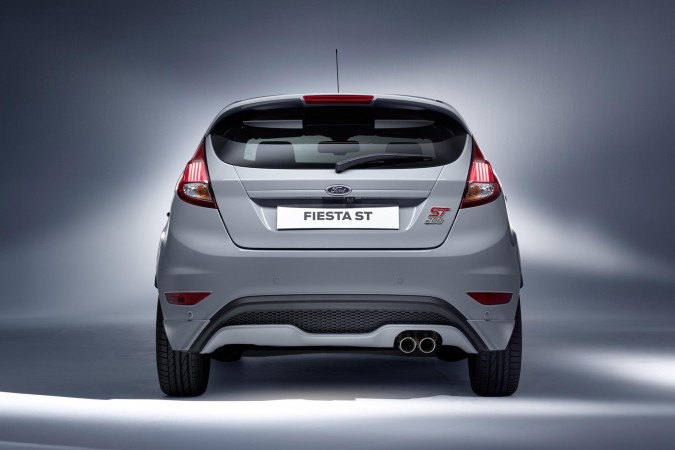 Ford Fiesta ST200 Rear 01