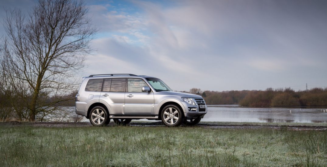 Mitsubishi Shogun LWB SG4 18