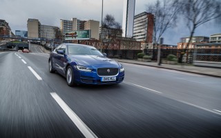 Jaguar XE SE 106