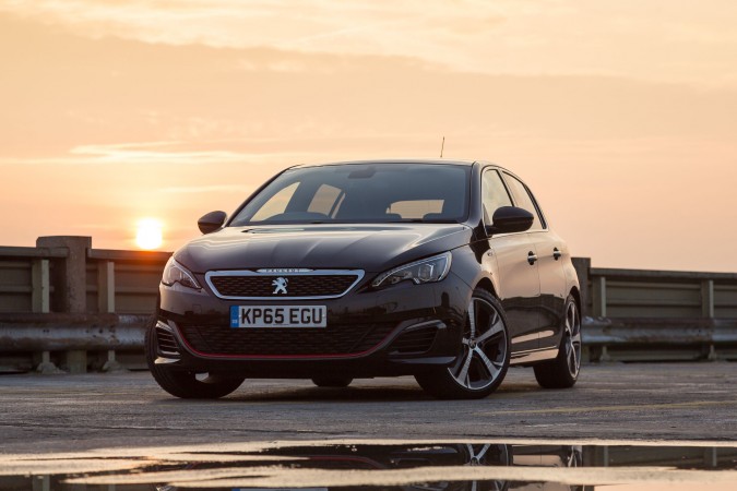 Peugeot 308 GTi PH-1 Orangewheels, new car sales introduction service