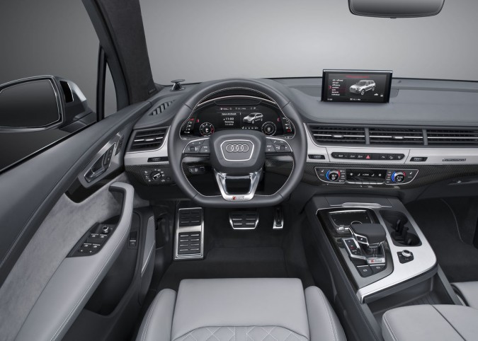 SQ7 Interior