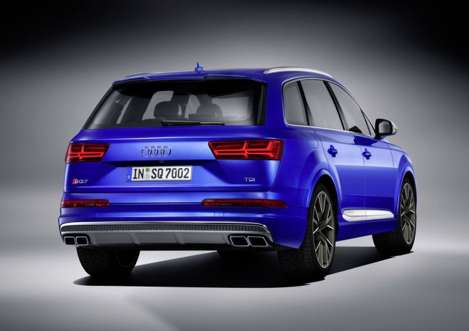 SQ7 Rear Angle Static