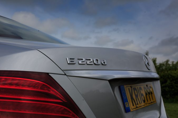 Mercedes E 220d 10