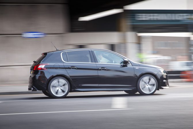 Peugeot 308 GTI by Peugeot sport 250 69