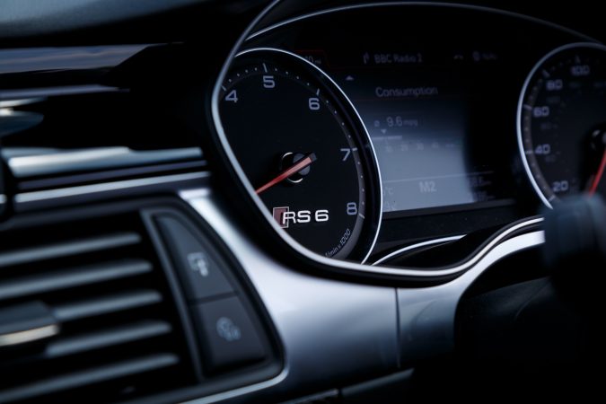 2016 Audi RS6 Avant 9