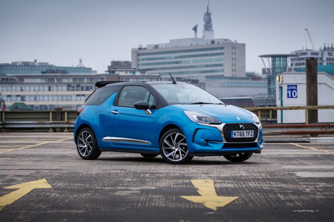 2016 DS Automobiles DS 3 Cabrio BlueHDi 120 1