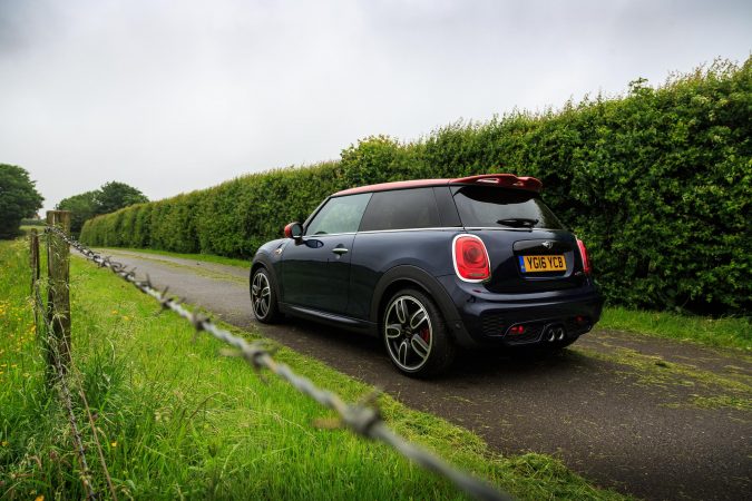 2016 MINI John Cooper Works 12