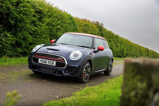 2016 MINI John Cooper Works 15