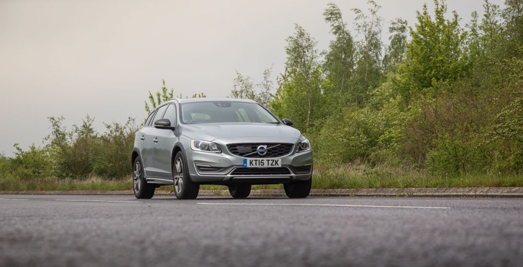 2016 Volvo V60 Cross Country D4 AWD 39