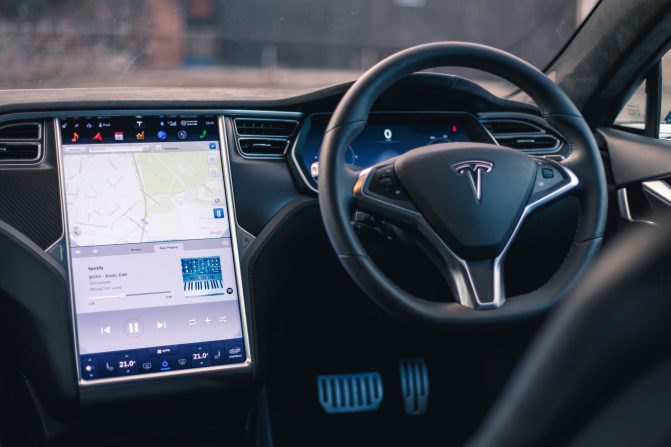 Tesla Model S P90D Interior RJ 5