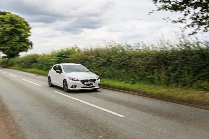 mazda-3-sport-black-2016-ph-v2-32