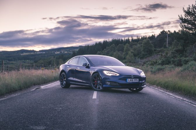 Tesla Model S P90D RJ 54