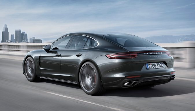 2017-porsche-panamera-3