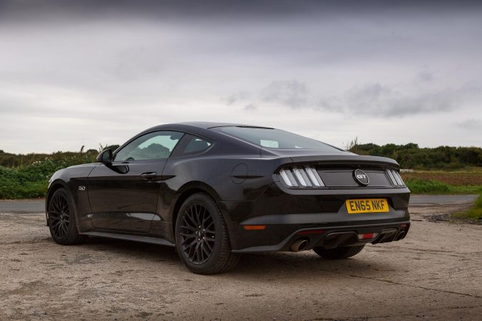 uk-ford-mustang-v8-v5-0-gt-2016-23