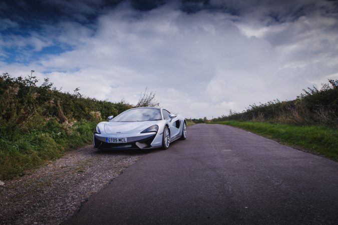 2016-mclaren-570-gt-2