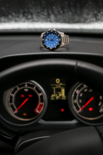 helgray-watch-4