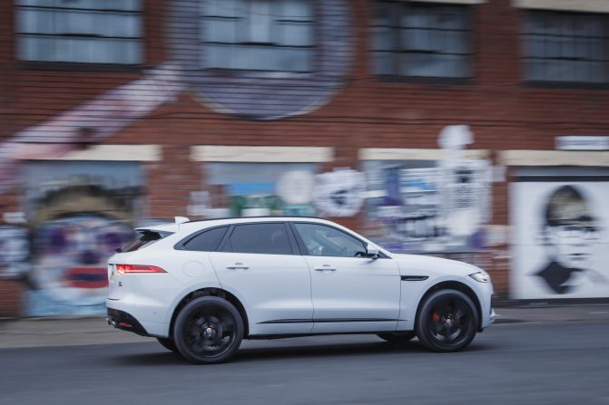 2016 Jaguar F Pace S RJ 8