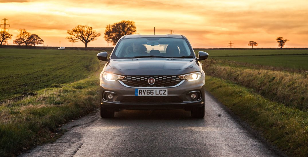 2016 FIAT Tipo Lounge 1.6 MultiJet HR 1