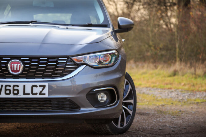 2016 FIAT Tipo Lounge 1.6 MultiJet PH 11