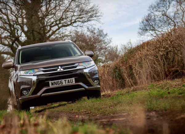 Mitsubishi Outlander PHEV GX3h MY16 Granite Brown PH 22